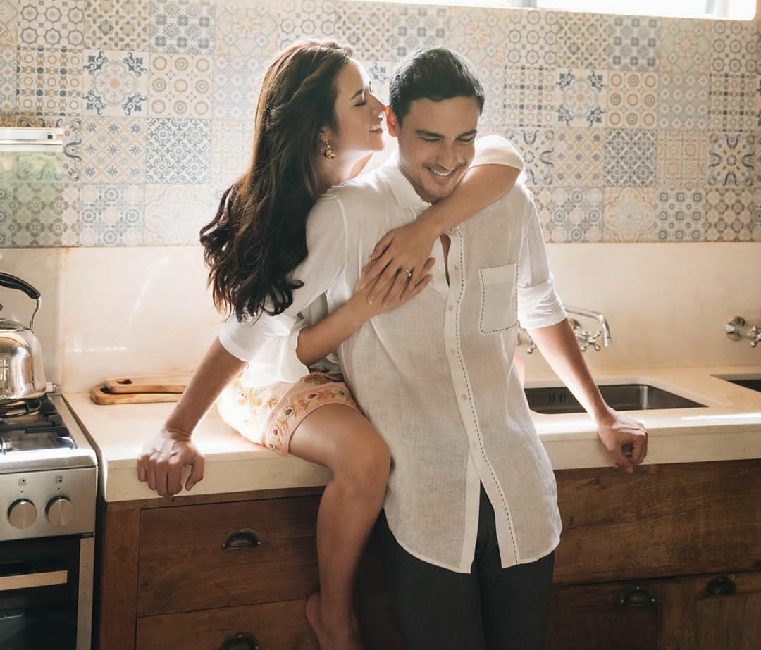 pesan-cinta-raisa-untuk-hamish-daud-di-ulang-tahun-pernikahan-kelima-lURqhR3g6T