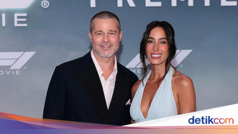 5 Potret Brad Pitt Pamer Pacar Baru, Bukti Aktor Hollywood Ini Kembali ke Dunia Romansa