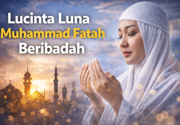 Lucinta Luna Muhammad Fatah beribadah